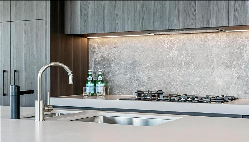 Actual Photos of a 3Bed 3Bath Penthouse | Balcony Melbourne City Apartments 543-MELBOURNE-CITY-APARTMENTS-MANAGEMENT-PTY-LTD-accomodation-10