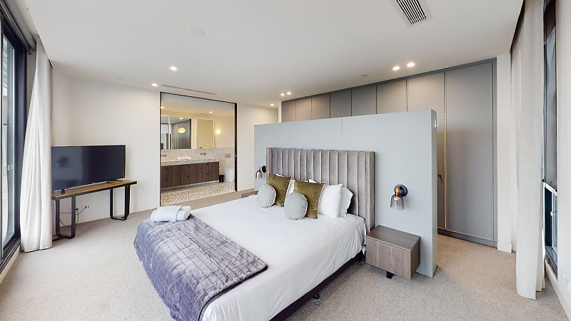 Melbourne City Apartments -   Apartment
