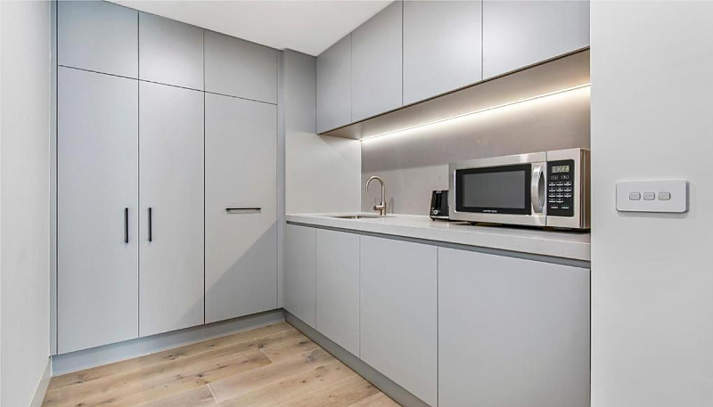 Melbourne City Apartments -   Apartment