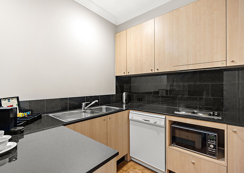 Actual Photos of a 2 Bed | 2 Bath | 2 Kitchen Melbourne City Suites 514-PHG-Little-Bourke-Pty-Ltd-accomodation-4