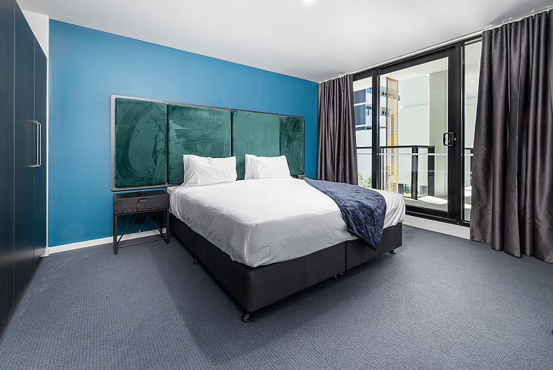 Actual Photos of a 2 Bathrooms | Balcony Oros Plus Hotel 435-Oros-Plus-Hotel-Pty-Ltd-accomodation-Oakleigh