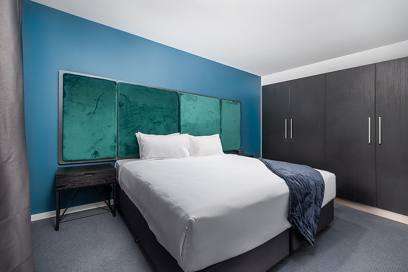 Actual Photos of a 2 Bathrooms | Balcony Oros Plus Hotel 435-Oros-Plus-Hotel-Pty-Ltd-accomodation-Oakleigh