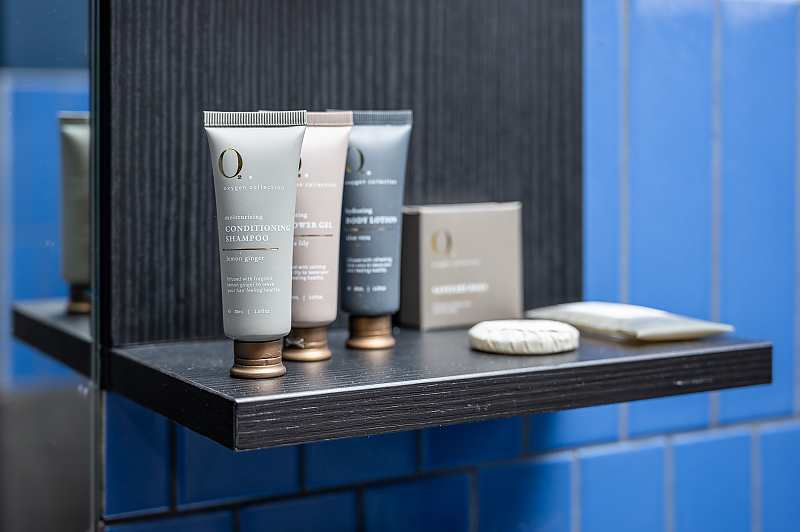 Actual Photos of a 2 Bathrooms | Balcony Oros Plus Hotel 435-Oros-Plus-Hotel-Pty-Ltd-accomodation-Oakleigh