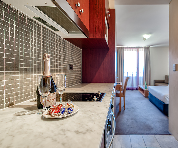 Actual Photos of a Studio View Apartment Park Regis Concierge 85-StayWell-Hospitality-Group-accomodation-257