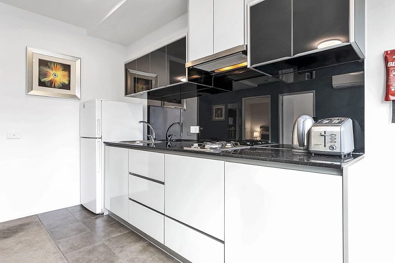 Actual Photos of a 2 Bedroom Apartment Pegasus ApartHotel 477-Ideal-Suites-Pty-Ltd-accomodation-4