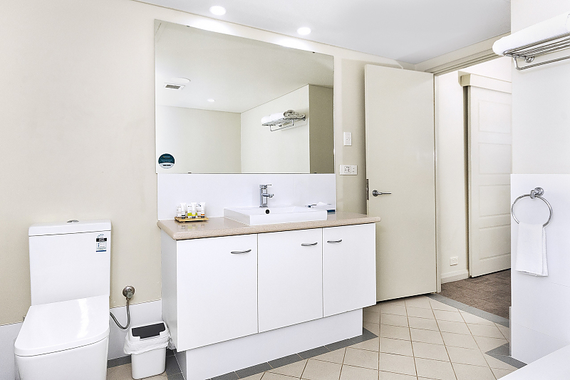 Actual Photos of a 1 Bedroom Spa Suite Quality Resort Sorrento Beach 87-AJS-Management-accomodation-38