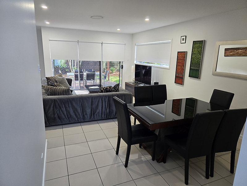 Actual Photos of a 3 Bedroom 1 Bathroom|Villa Quarterdecks Retreat 521-Bayside-Coastal-Management-Pty-Ltd-accomodation-301