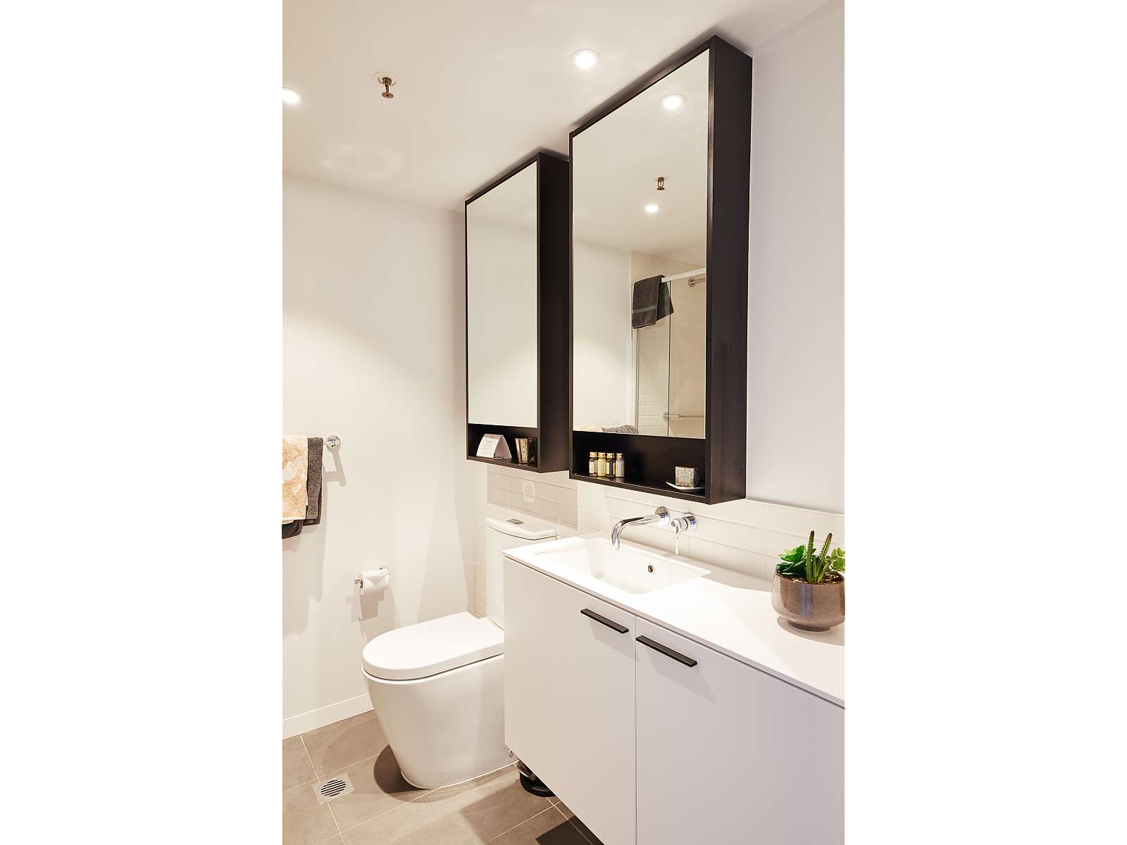 Studio Serviced Apartment at Quest Flemington Central Studio Studio