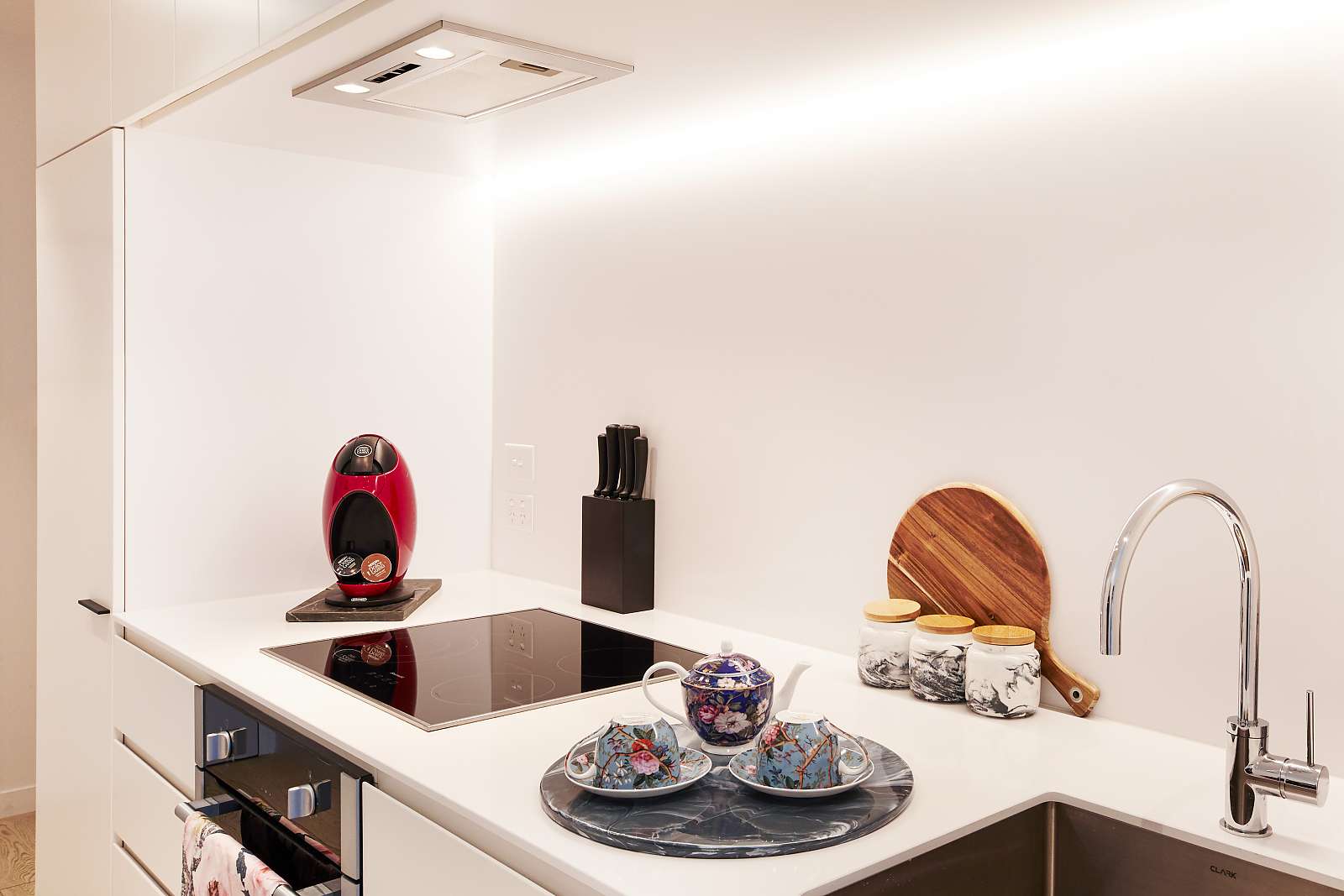 Studio Serviced Apartment at Quest Flemington Central Studio Studio