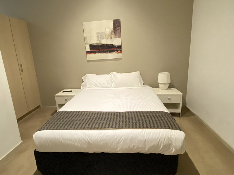 Actual Photos of a One Bedroom Standard Riverside Apartments 345-Penthagon-Grange-accomodation-4