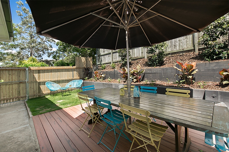 Actual Photos of a Apartment 1 Tallywood 393-RYLANCE-HOLIDAY-HOMES-accomodation-Auchenflower