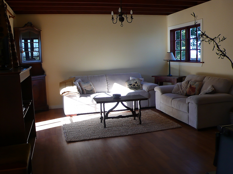 Actual Photos of a 2 Bedroom house The Granary at Gunyah 262-Gunyah-Counry-Estate-accomodation-Methven