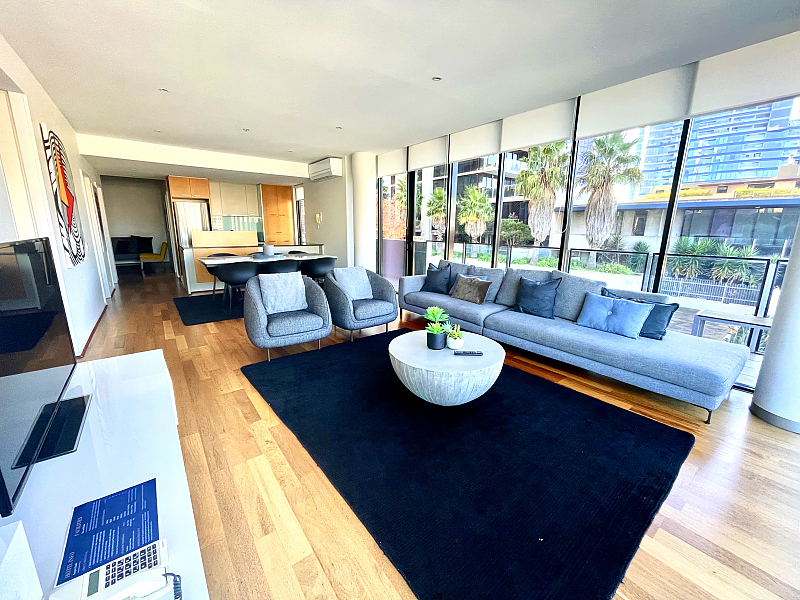 Actual Photos of a 3 Bedroom Waterview The Sebel Residences Melbourne Docklands 211-Metro-Real-Estate-Services-Pty-Ltd-accomodation-8