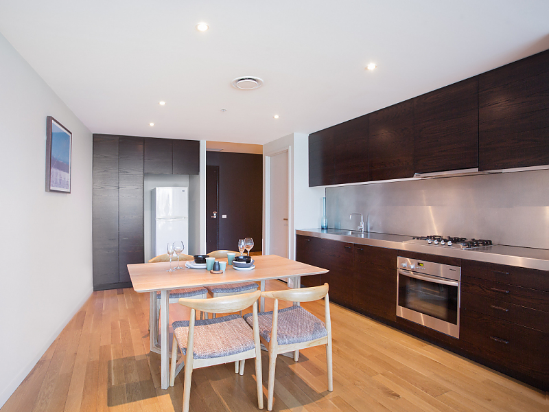 Actual Photos of a 1 Bedroom Waterview The Sebel Residences Melbourne Docklands 211-Metro-Real-Estate-Services-Pty-Ltd-accomodation-8