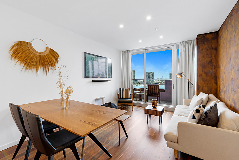 Actual Photos of a 2 Bedroom Waterview The Sebel Residences Melbourne Docklands 211-Metro-Real-Estate-Services-Pty-Ltd-accomodation-8