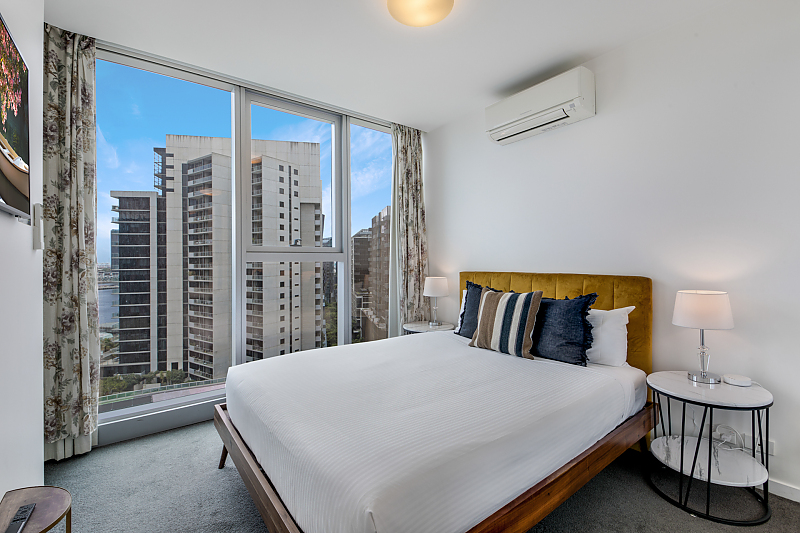 Actual Photos of a 2 Bedroom Waterview The Sebel Residences Melbourne Docklands 211-Metro-Real-Estate-Services-Pty-Ltd-accomodation-8