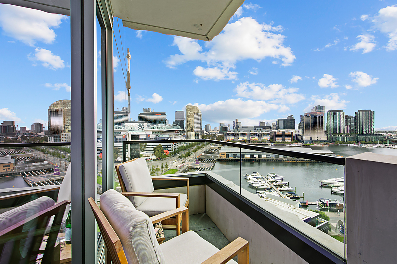 Actual Photos of a 2 Bedroom Waterview The Sebel Residences Melbourne Docklands 211-Metro-Real-Estate-Services-Pty-Ltd-accomodation-8