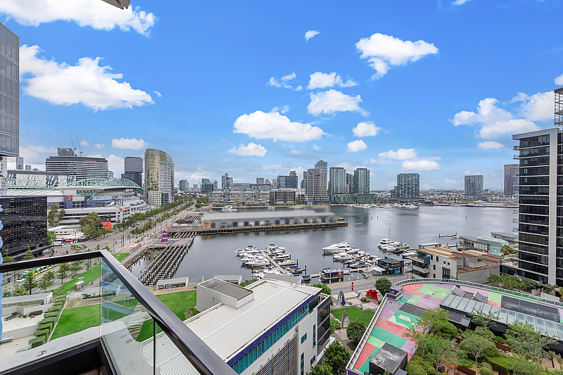 Actual Photos of a 2 Bedroom Waterview The Sebel Residences Melbourne Docklands 211-Metro-Real-Estate-Services-Pty-Ltd-accomodation-8