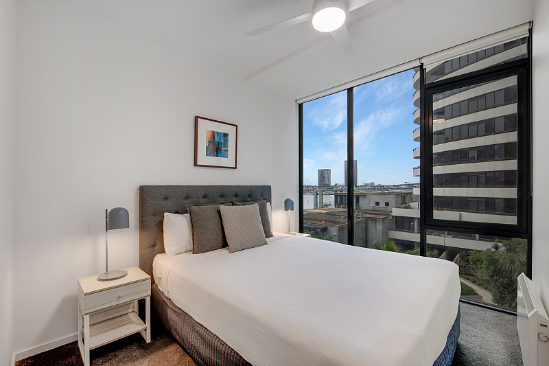 Actual Photos of a 3 Bedroom Waterview The Sebel Residences Melbourne Docklands 211-Metro-Real-Estate-Services-Pty-Ltd-accomodation-8