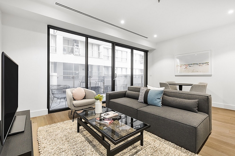 Actual Photos of a One Bedroom Apartment  Tyrian Serviced Apartments Albert Park Lake 302-Tyrian-Serviced-Apartments-Albert-Park-Lake--accomodation-4