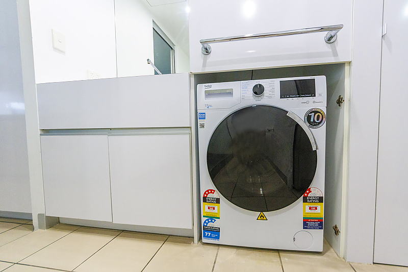 Ulysses Hotel Group Pty Ltd -   Furnished Apartment