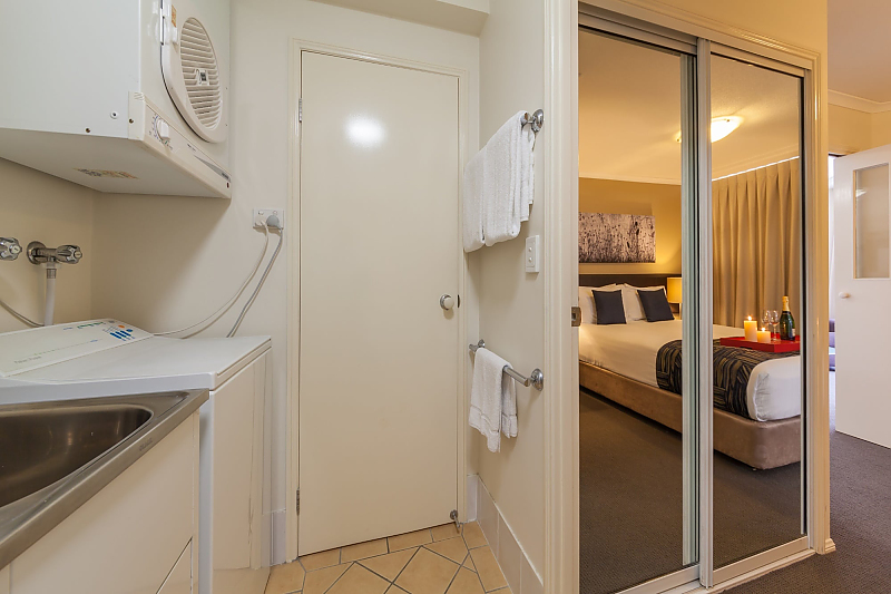 Actual Photos of a One Bedroom Apartment West End Central Apartments 335-West-End-Central-Apartments-accomodation-69