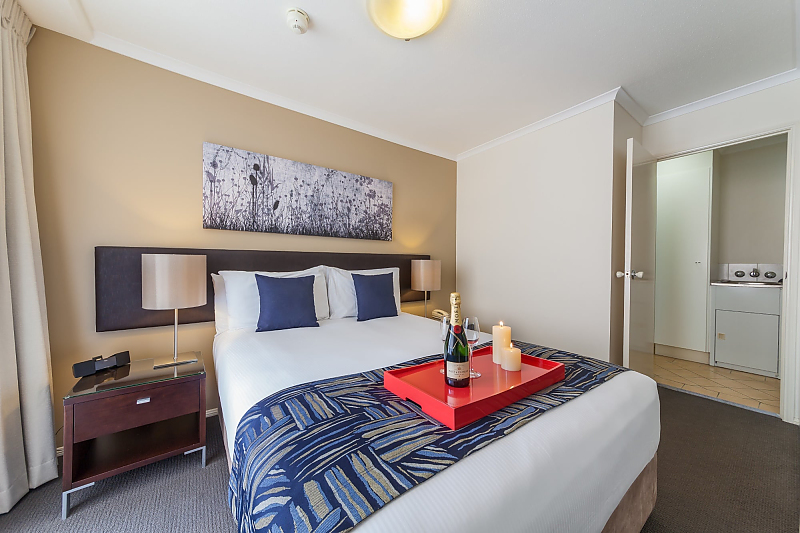 Actual Photos of a One Bedroom Apartment West End Central Apartments 335-West-End-Central-Apartments-accomodation-69