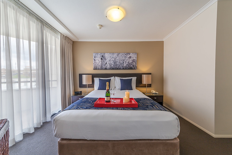 Actual Photos of a One Bedroom Apartment West End Central Apartments 335-West-End-Central-Apartments-accomodation-69