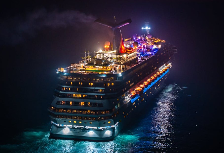 cruise ship