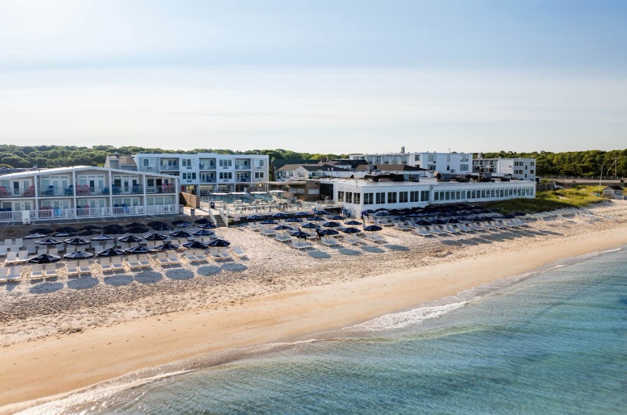 hotels by the beach