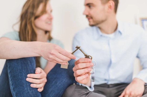 guests in apartment