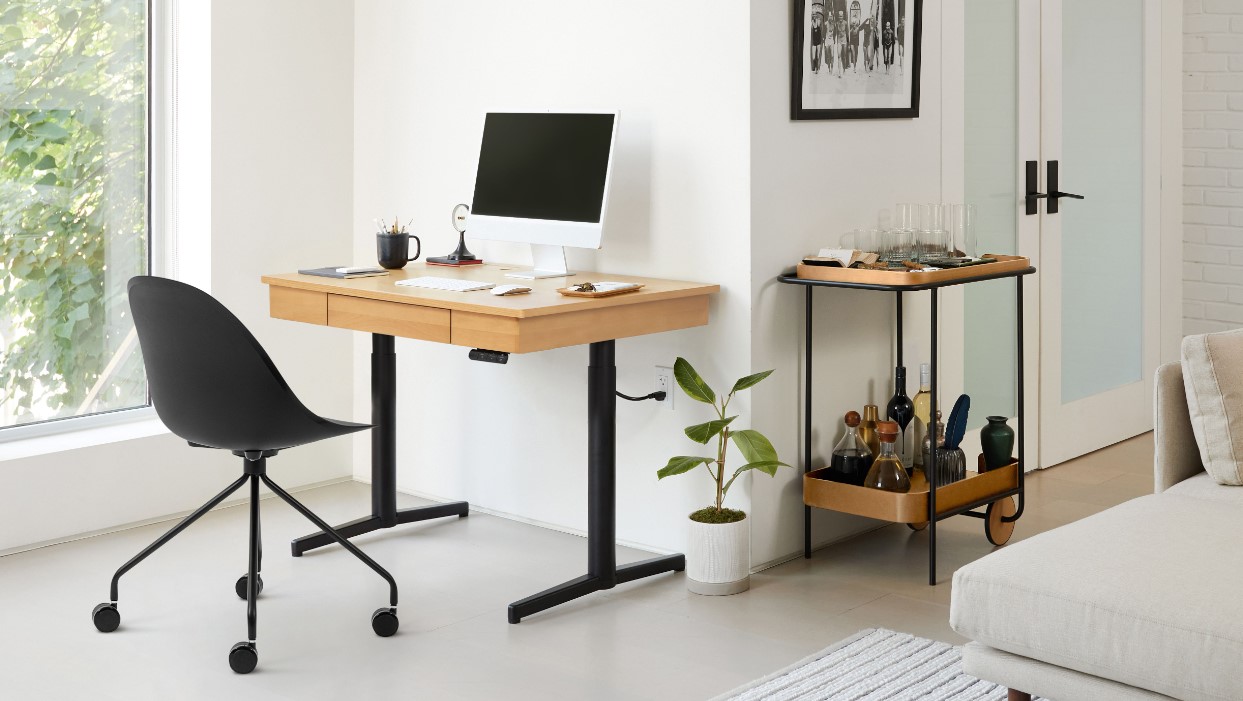 manual standing desk in all hotel rooms