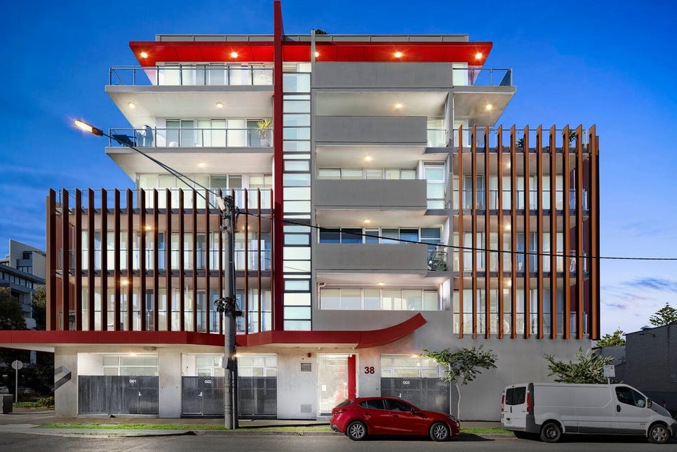 Luur Apartments in Port Melbourne