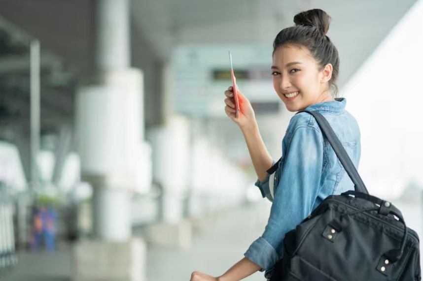 korean tourist in the airport